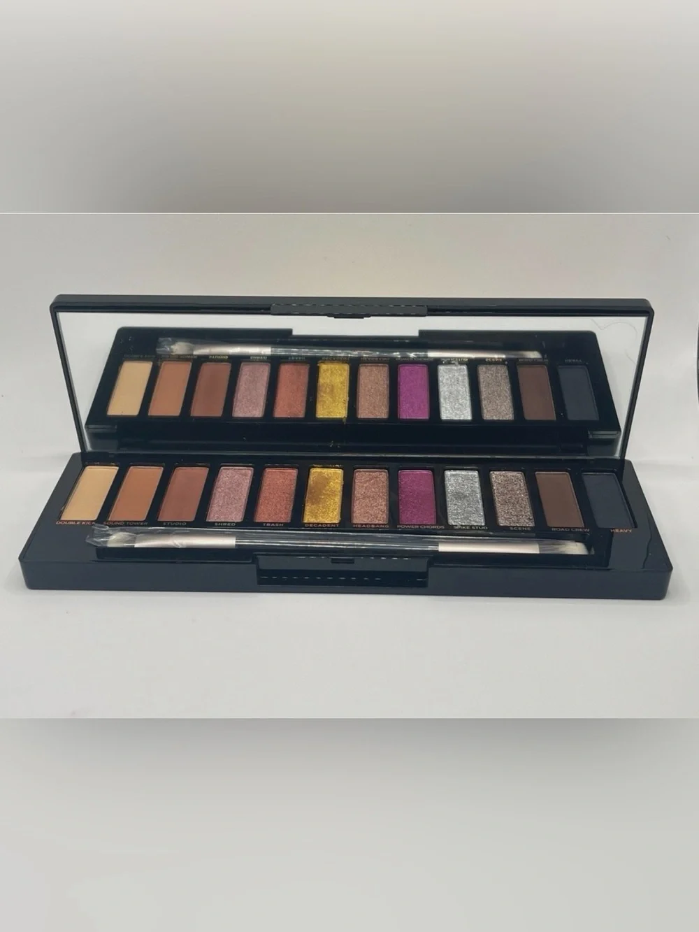 Urban Decay NAKED Metal Eyeshadow Palette - Gold, Pink, Silver & Neutral Shades